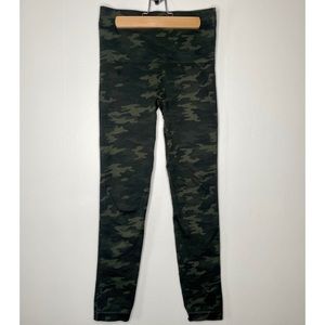 SPANX seamless leggings green camo medium